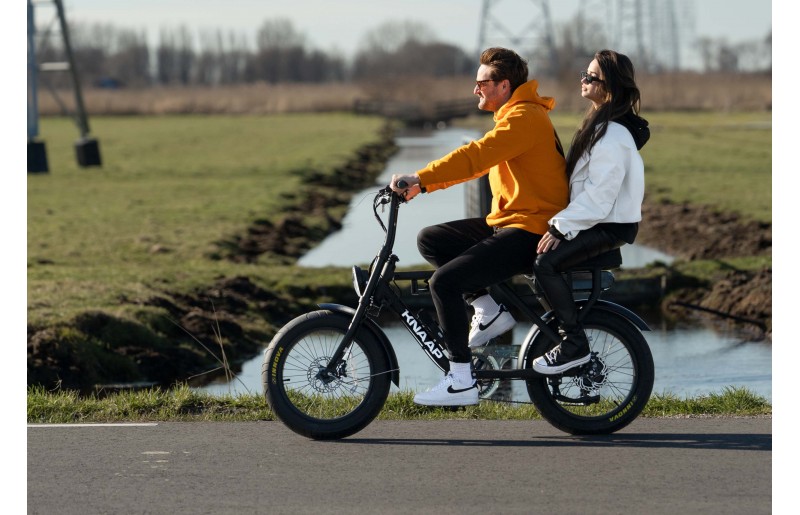 Optimisez vos déplacements avec le vélo cargo KNAAP 2 places et bénéficiez des aides à Amiens, dans la Somme et au niveau national !